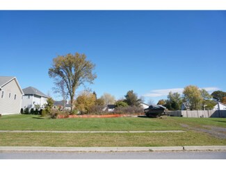 15 Old Academy St, Fairfax, VT 05454