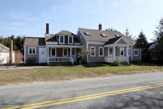 51 Freeman St, Harwich Port, MA 02646