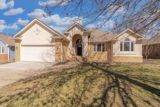 1406 E Meadow Ridge Ct, Derby, KS 67037