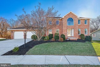 56 Sherwood Cir, Enola, PA 17025