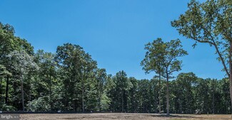 5694 Colchester Rd, Clifton, VA 20124