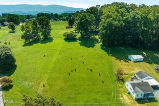 3001 Weaver Pike, Bristol, TN 37620