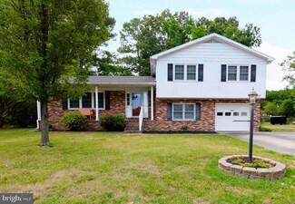 18 Merryweather Dr, Cambridge, MD 21613