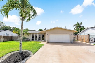 7536 Cocoanut Dr, Lake Worth, FL 33467