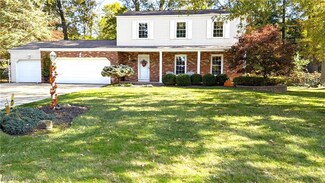 600 Burning Oaks Dr NE, Warren, OH 44484