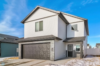 1258 Rachel Dr W, West Fargo, ND 58078