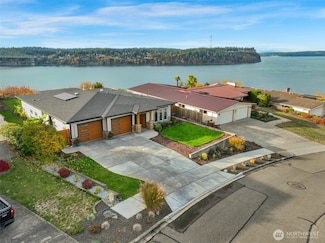 2512 Vista View Dr, Tacoma, WA 98406