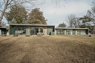 1120 S Delaware Ave, Springfield, MO 65804