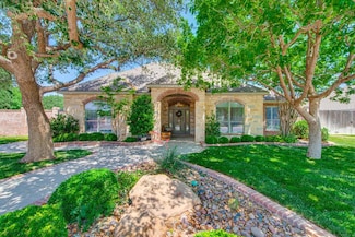 810 Woodland Park Ave, Midland, TX 79705