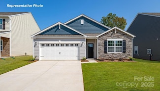 804 Candy Dr, Statesville, NC 28677