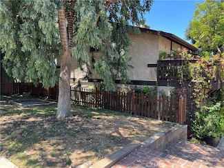 1415 El Sereno Ave Unit 4, Pasadena, CA 91103