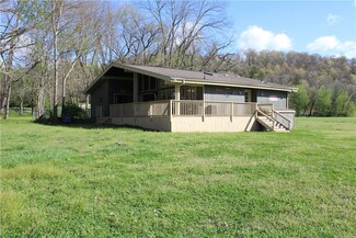 3850 Denton Ferry Rd, Cotter, AR 72626