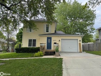 207 S Temple St, Osceola, IA 50213