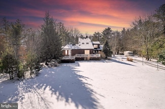 1531 Red Rock Rd, Stroudsburg, PA 18360
