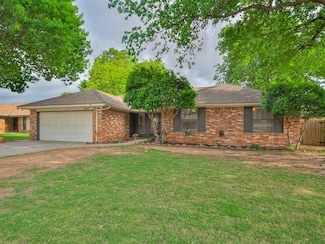 209 E Platt Dr, Yukon, OK 73099
