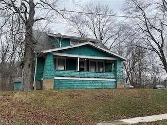1003 Liberty Rd, Youngstown, OH 44505