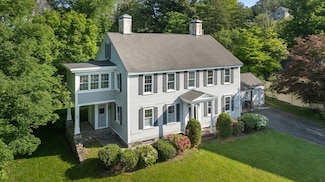 285 Main St, Groveland, MA 01834