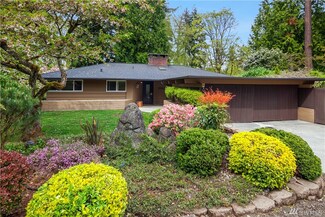 10616 Woodhaven Ln, Bellevue, WA 98004
