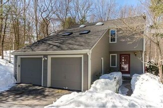 11 Hilltop Cir, West Newbury, MA 01985