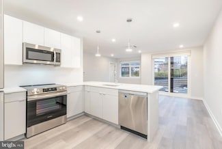 3449 Scotts Ln Unit B210, Philadelphia, PA 19129