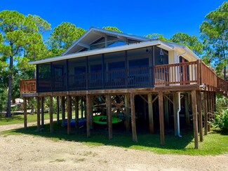16491 Shell Crest Ave, Cedar Key, FL 32625