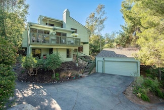 28330 Meadow Glen Way W, Escondido, CA 92026