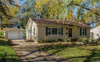 2408 SE 6th St, Des Moines, IA 50315