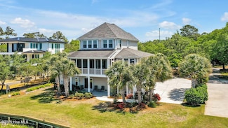 8614 Shipwatch Dr, Wilmington, NC 28412