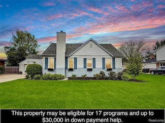22019 Violet St, Saint Clair Shores, MI 48082