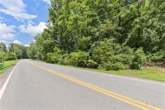 3668 Gillsville Hwy, Gillsville, GA 30543