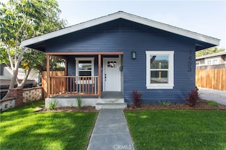 1453 Newport Ave, Long Beach, CA 90804