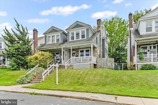 992 Olive St, Coatesville, PA 19320