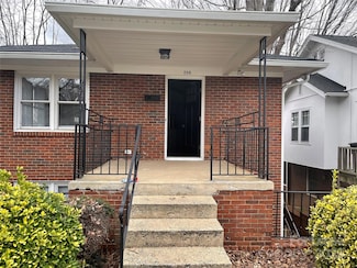 208 N Sunset Dr, Winston-Salem, NC 27101