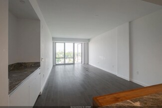 320 Adolphus Ave Unit 1404, Cliffside Park, NJ 07010