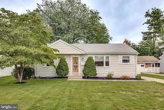 27 Munn Ave, Cherry Hill, NJ 08034