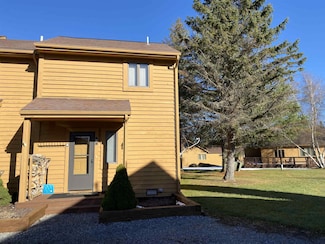 104 Deerfield Village, Davis, WV 26260