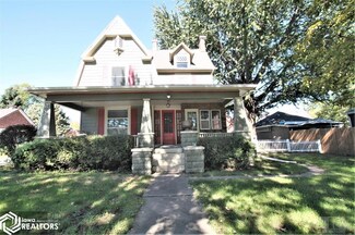 209 W Main St, Clarinda, IA 51632