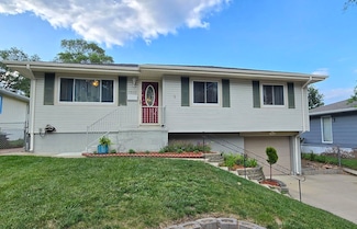 7512 Susan Ave, La Vista, NE 68128