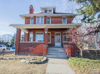 311 Northbound Gratiot Ave, Mount Clemens, MI 48043