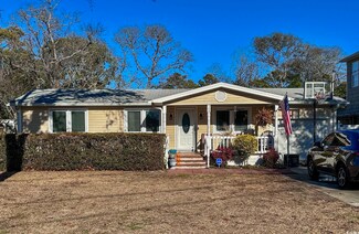 706 33rd Ave S, North Myrtle Beach, SC 29582