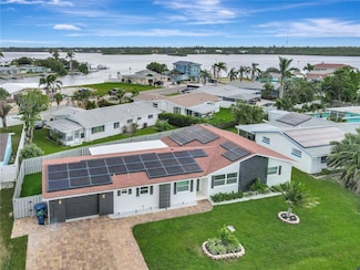 242 176th Ave E, Redington Shores, FL 33708