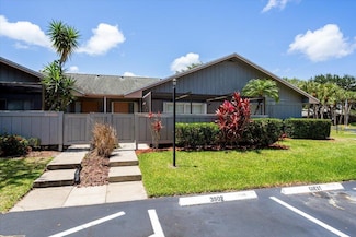 3902 NW Cinnamon Tree Cir, Jensen Beach, FL 34957