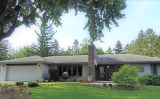 602 Forest View Dr, Geneva, IL 60134