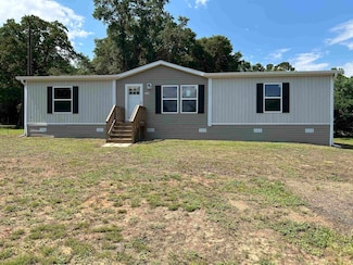 526 Charlie Harris Loop, Quincy, FL 32352