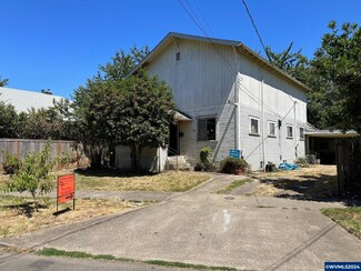 1011 SW 10th St, Corvallis, OR 97333
