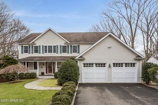 32 N Ridge Rd, Old Greenwich, CT 06870
