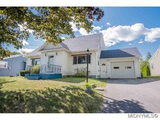 227 Fairway Dr, New Hartford, NY 13413