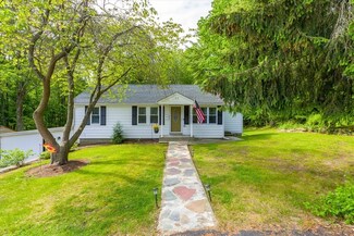 77 Berlin St, Auburn, MA 01501