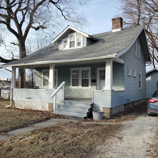 1320 W Columbia Ave, Champaign, IL 61821