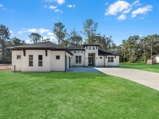17254 Pecos Dr, Splendora, TX 77372